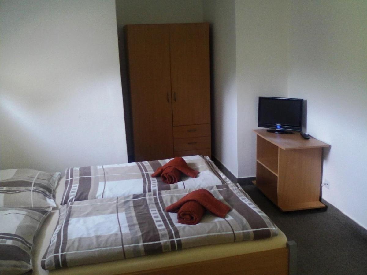 Hôtel Vladni Vila Luhačovice Extérieur photo